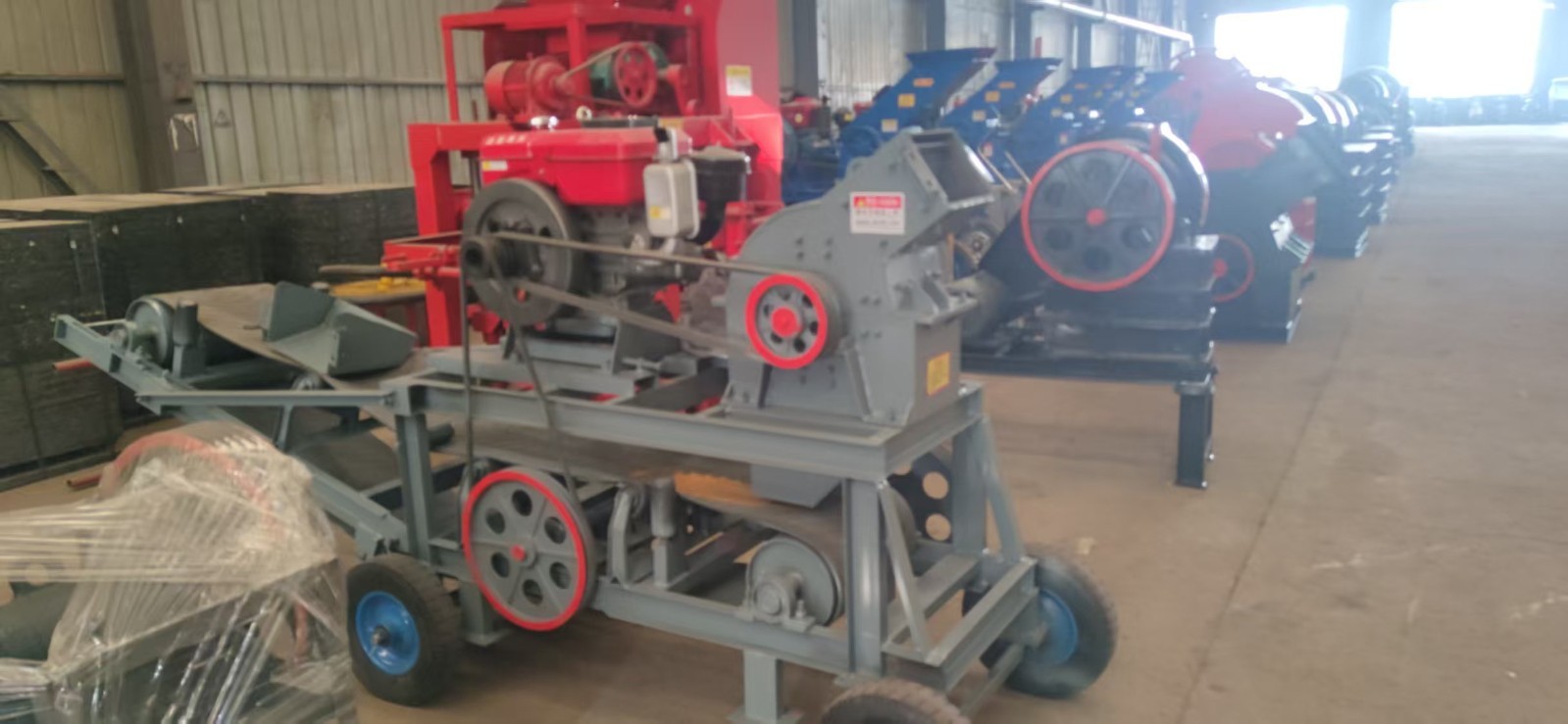 400*600 hammer mill small gold ore breaker sand maker hammer Crusher mill at CA