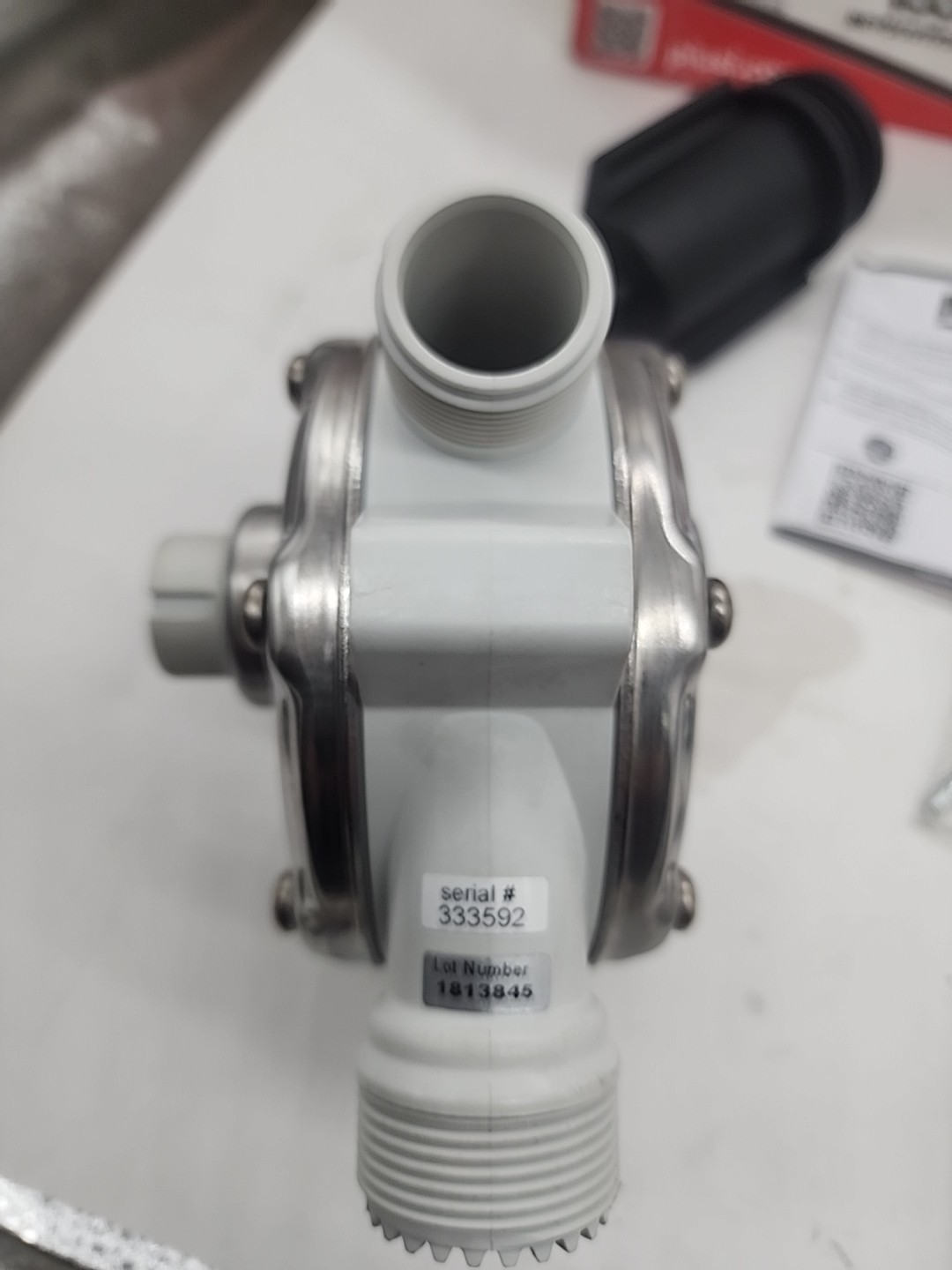 PIUSI USA F00332A3 ROTARY DEF PUMP WITH 9FT HOSE & SPOUT, MISSING HANDLE SEE PIC