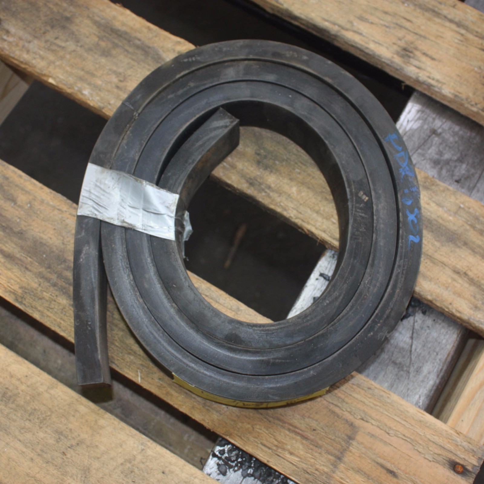Heavy duty rubber strip skirting pad block mats 20mm thick x 50mm x approx. 2m