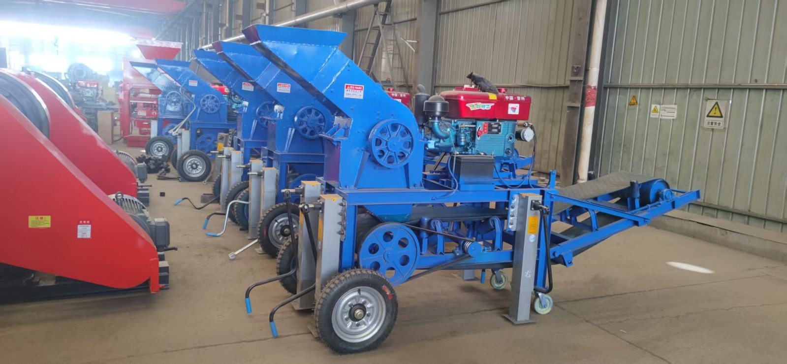 400*600 hammer mill small gold ore breaker sand maker hammer Crusher mill at CA