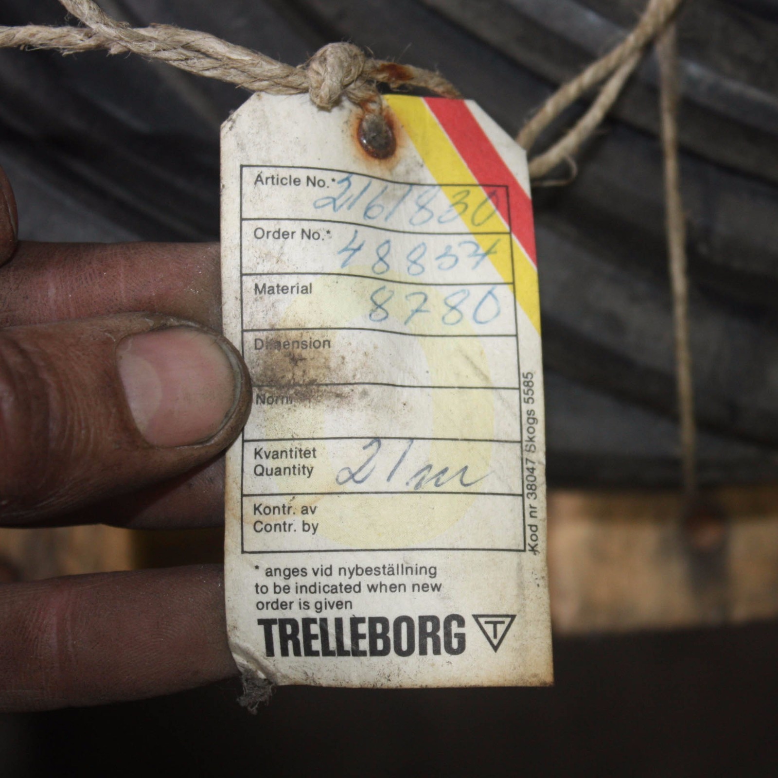Trelleborg Insertion Rubber strip bead gasket seal molding 21m long 20mm x 15mm
