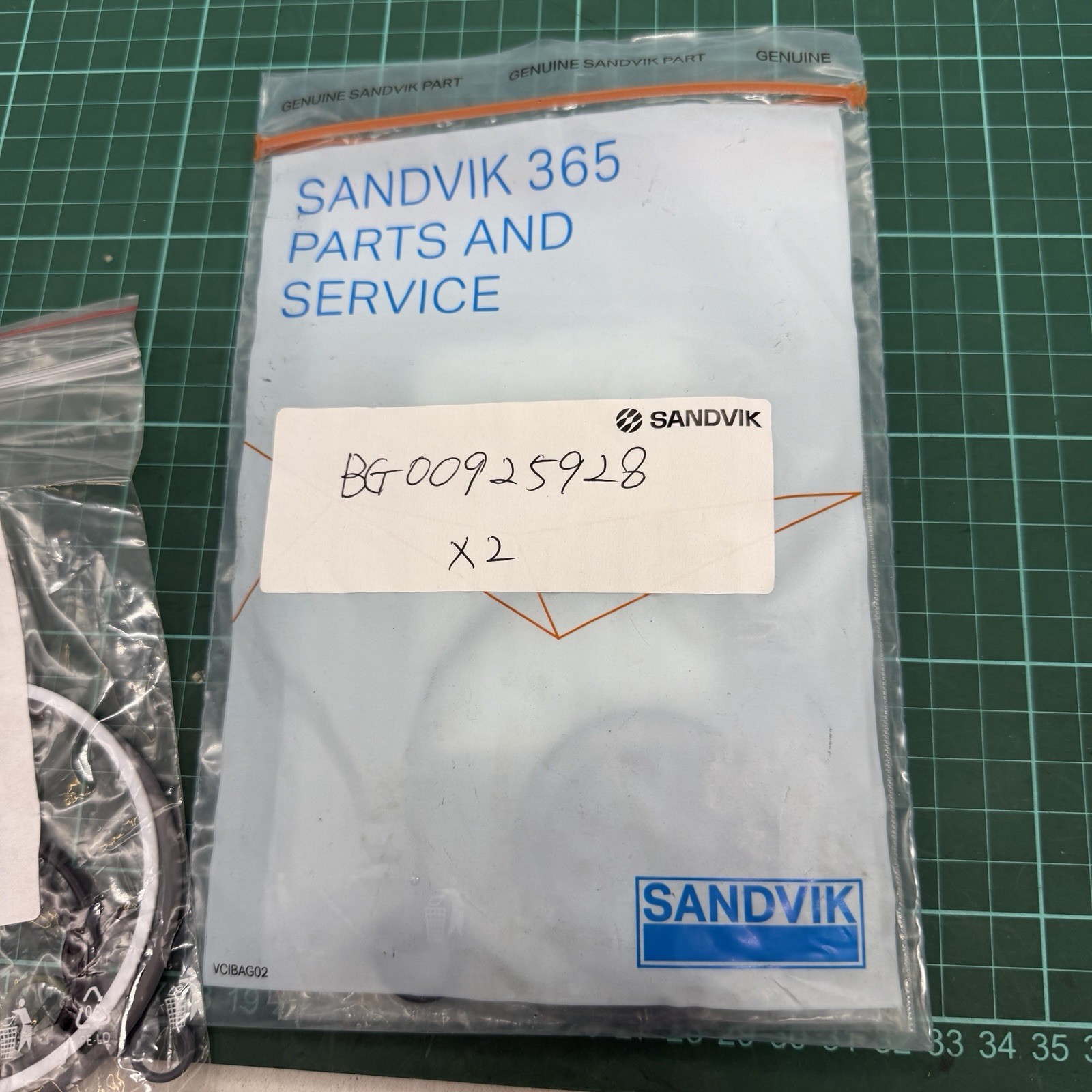 BG00925928 Sandvik Seal Kit Hydraulic O-Ring Drill Rig Mining Equipment NOS