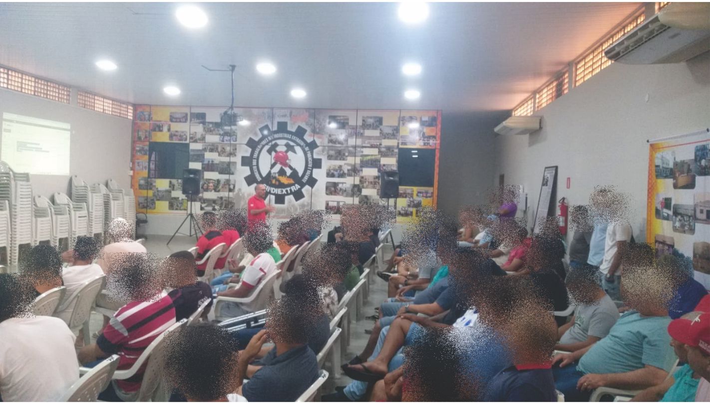 ABUSOS DA EMPRESA LEVAM OS TRABALHADORES À GREVE